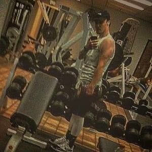 Meet your Posher, Travis